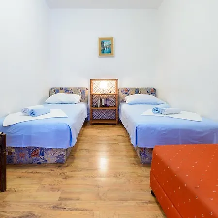 Garden Apartment