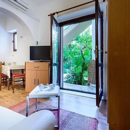 Garden Apartment