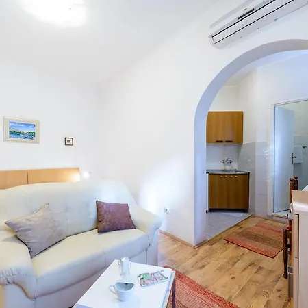 Garden Apartment